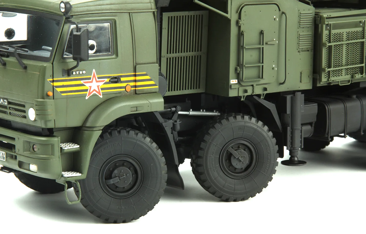1/35 Russian Air Defense Weapon System 96K6 Pantsir-S1