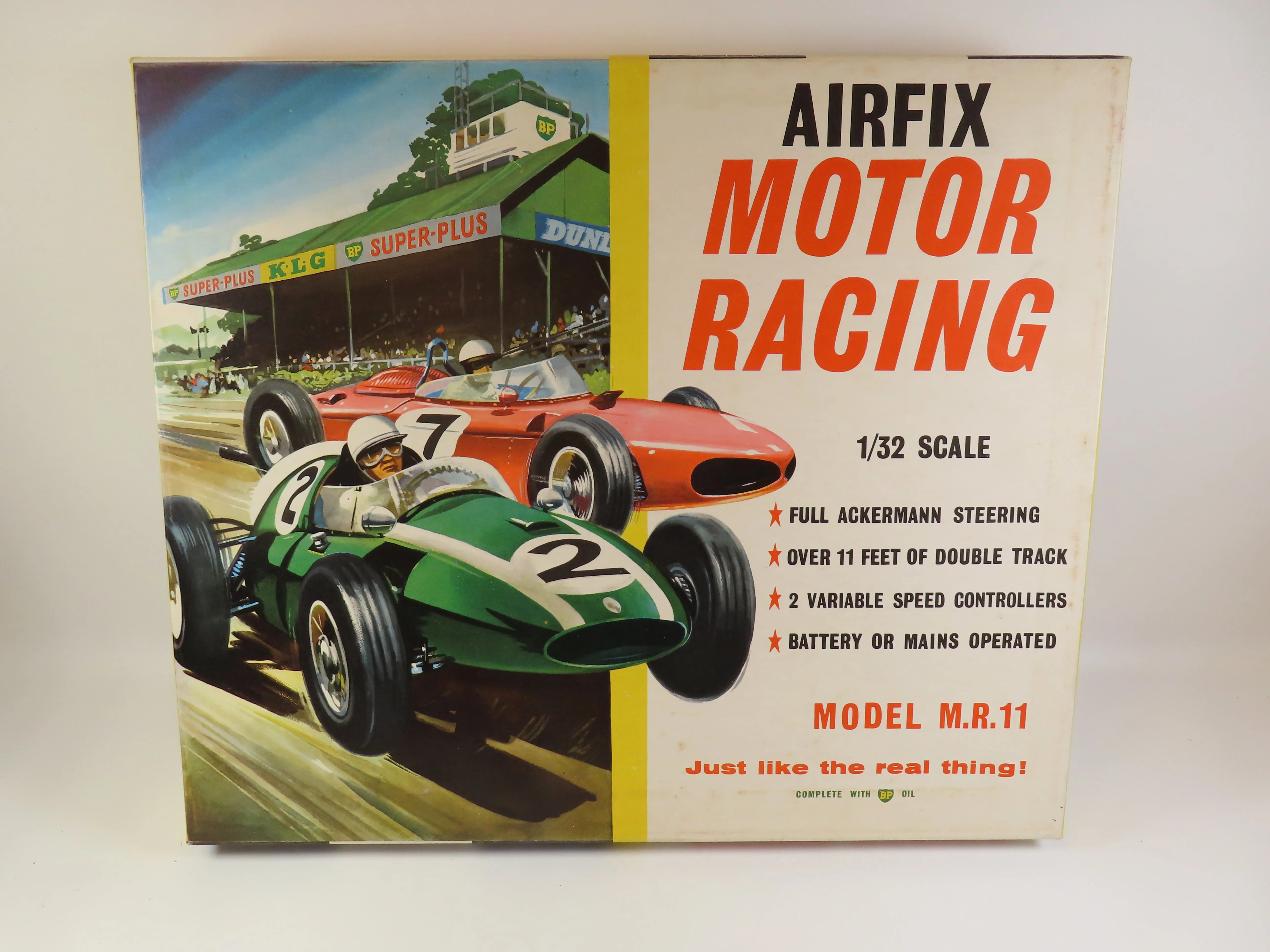Airfix Motor Racing No.5000 Model M.R. 11 Set, 1/32,  Very Near Mint/Boxed!