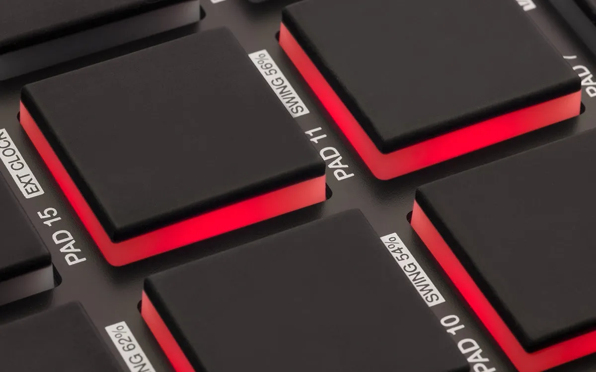 Akai Professional MPD218 USB Pad Controller