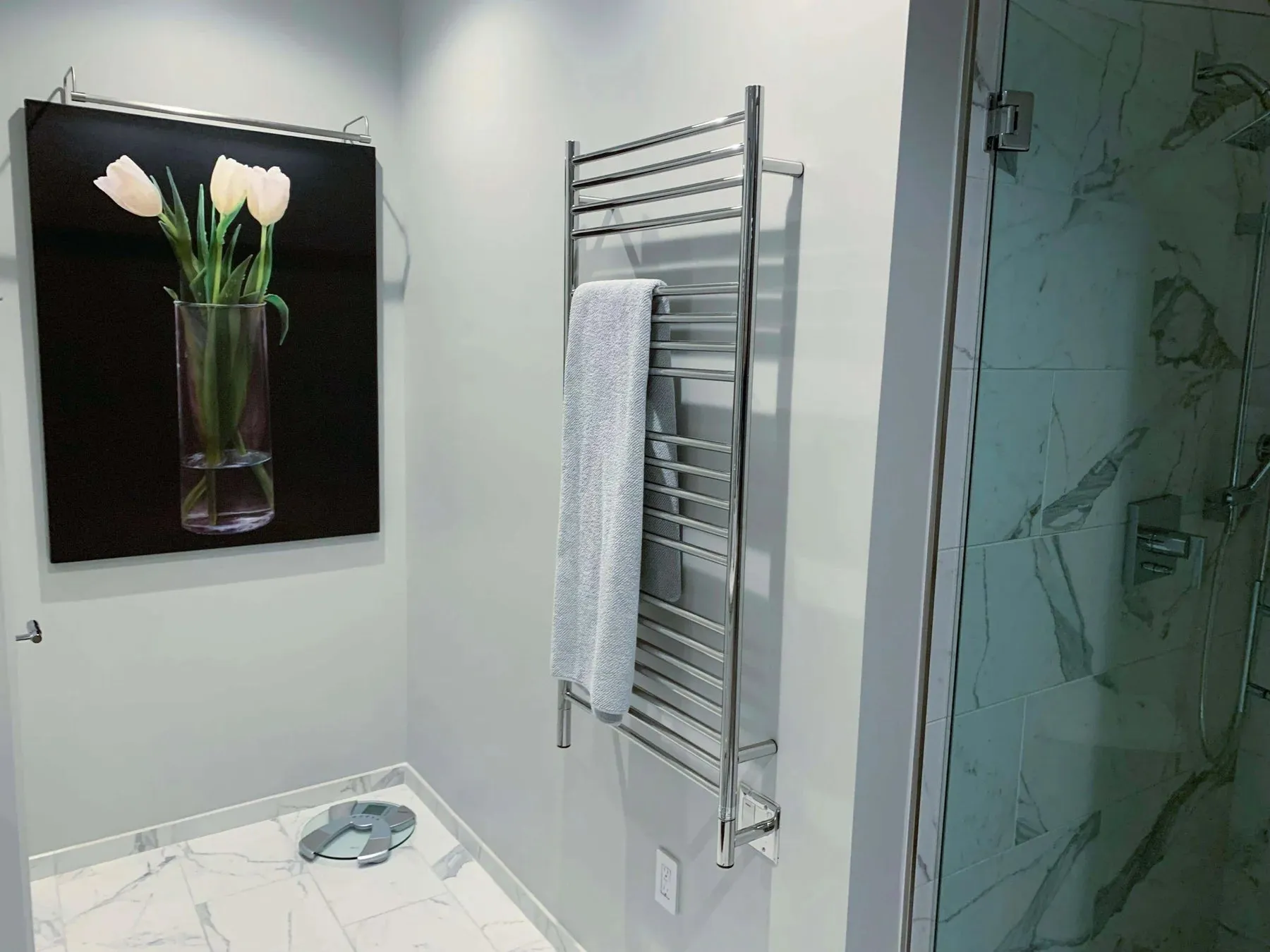 Amba - Jeeves Collection - Model D Straight Towel Warmer