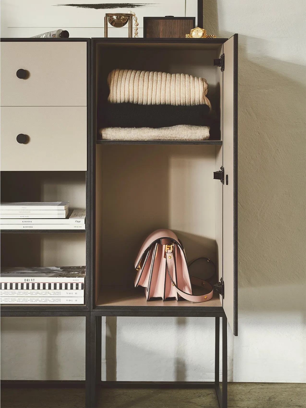 Frame Shelf