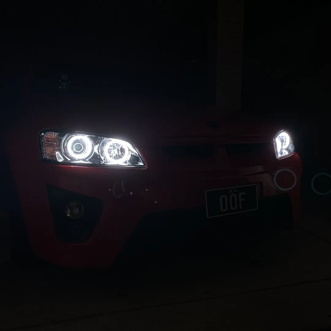Holden VE HSV E1 E2 E3 Headlights