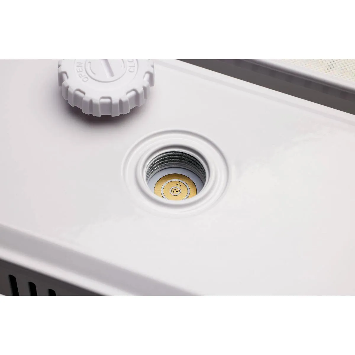 LED Linear High-Bay; 110W/130W/155W Wattage Selectable; 3K/4K/5K