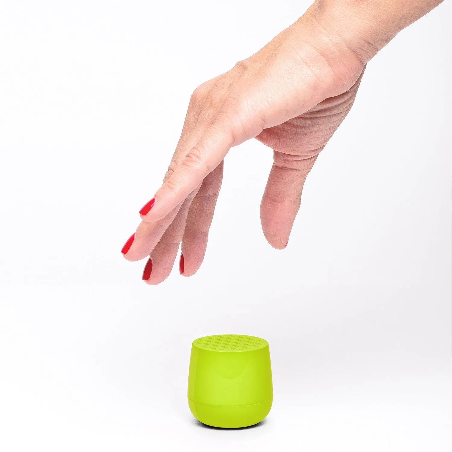 Lexon Mino  Wireless Charging Bluetooth Speaker
