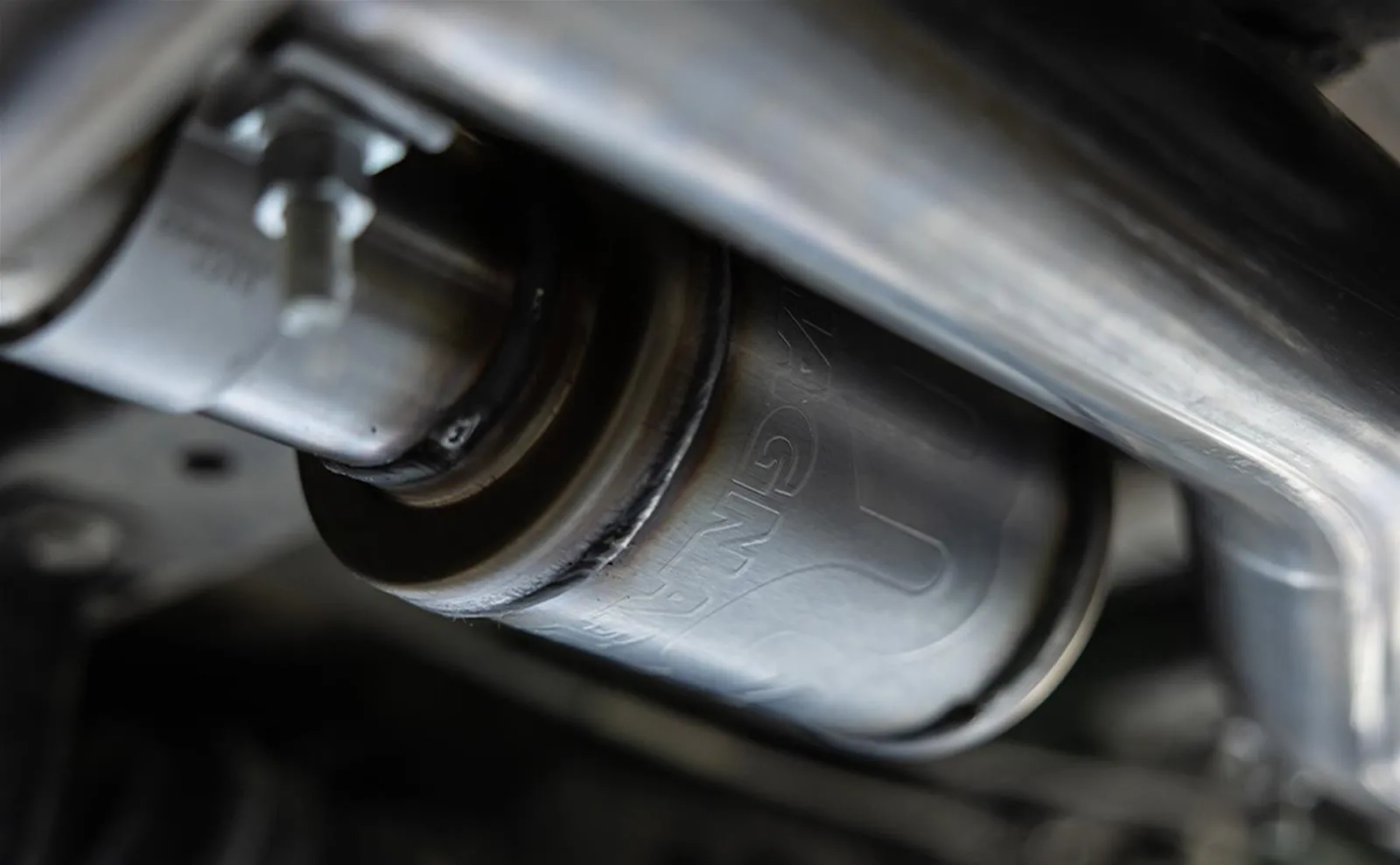 MagnaFlow Overland Series Performance Exhaust Systems 19621