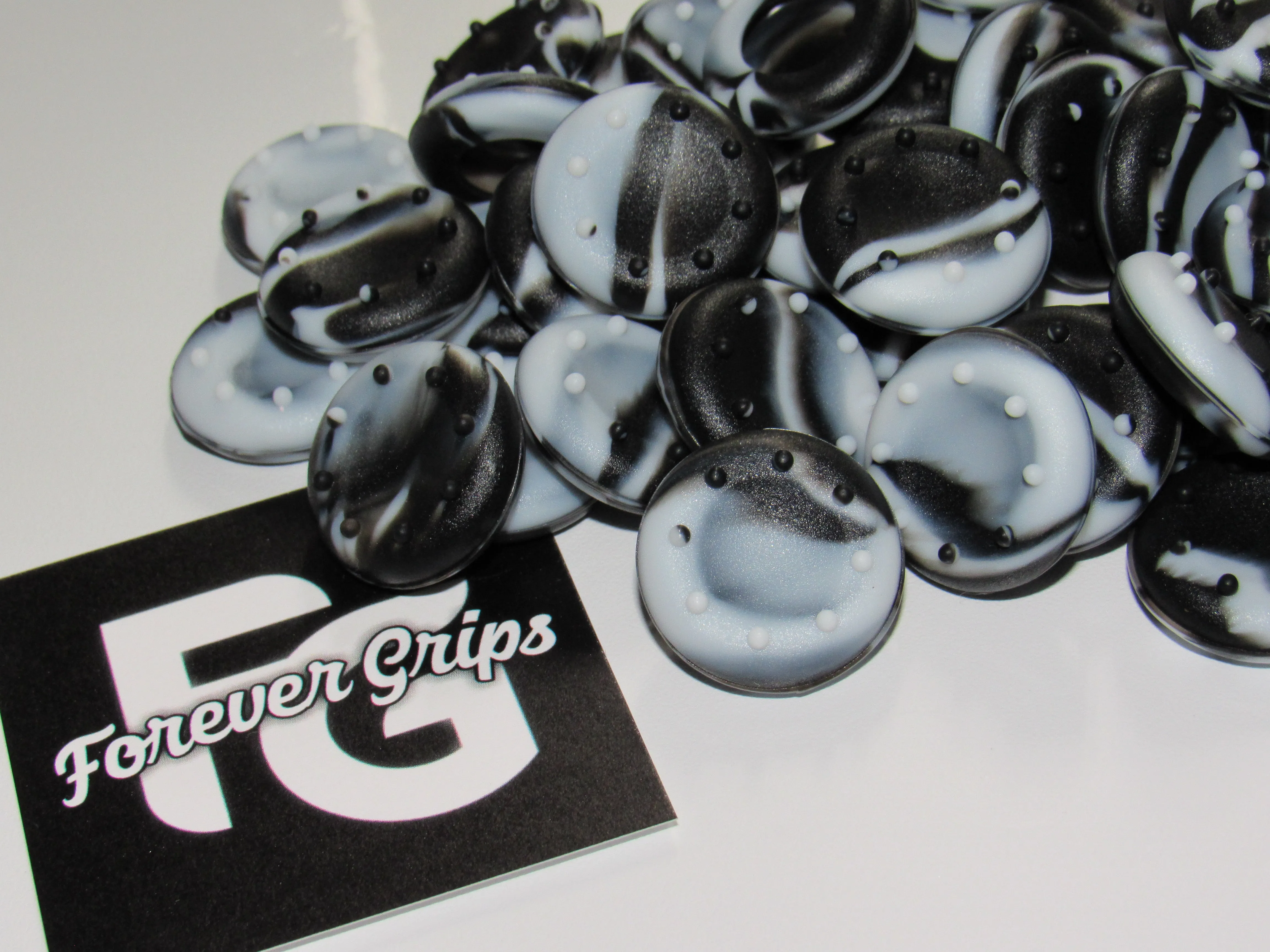Oreo Grips