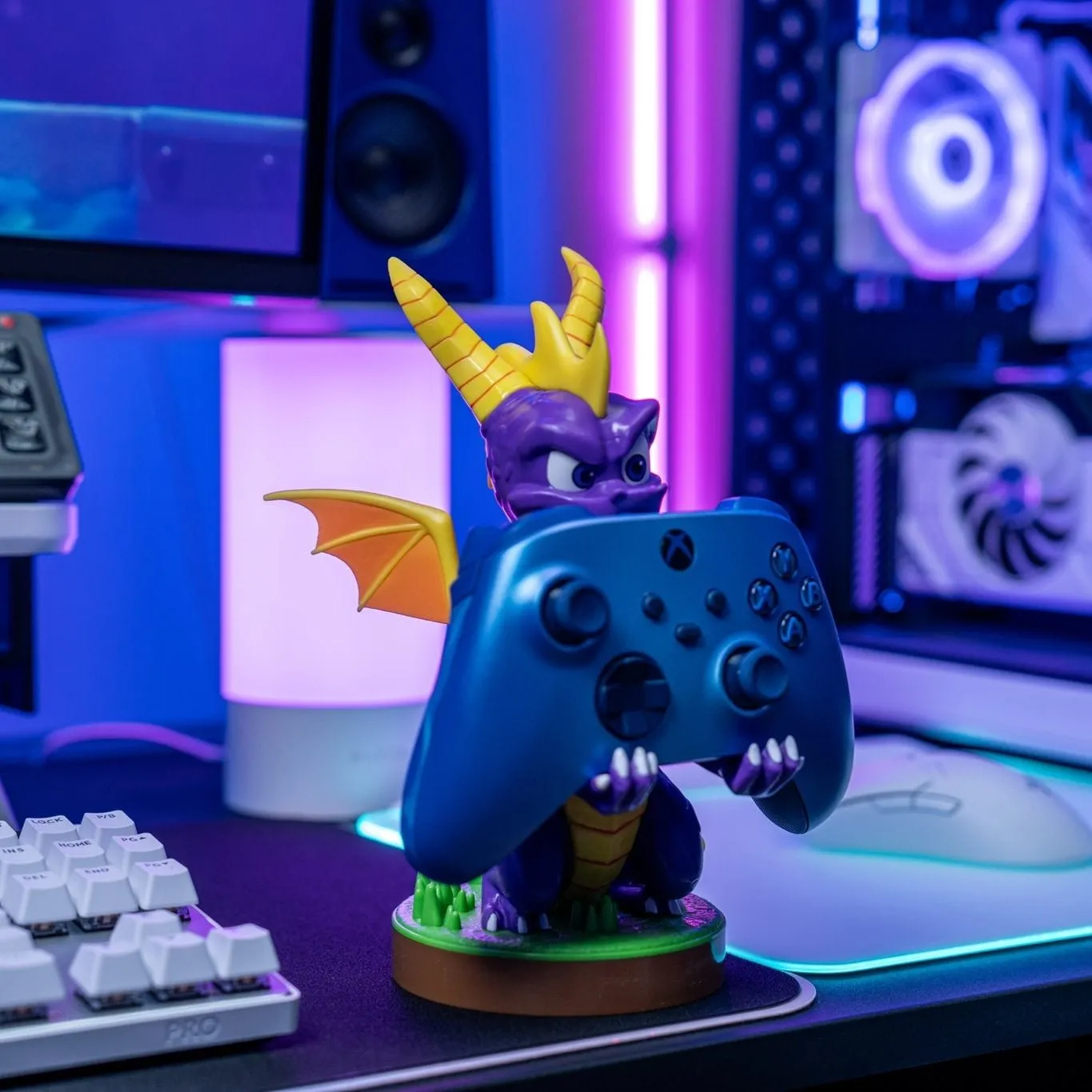 Spyro Cable Guys Controller Holder and Phone Stand