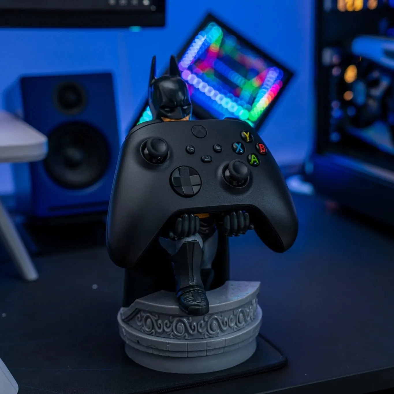 Warner Bros: Batman Cable Guys Original Controller and Phone Holder